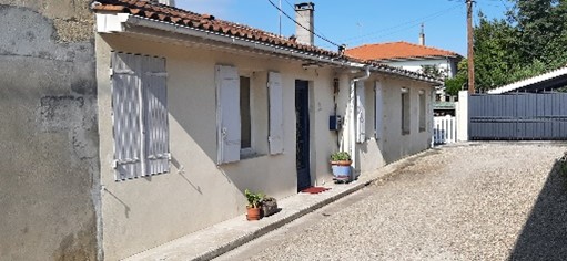 Maison-Robert