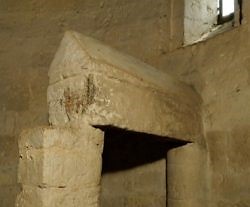 ST-aubin-eglise-sarcophage